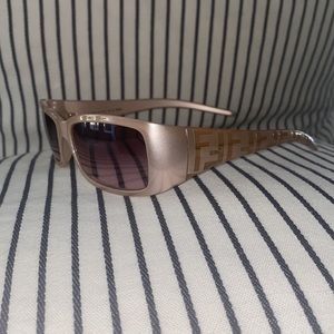 Fendi Sunglasses FS300